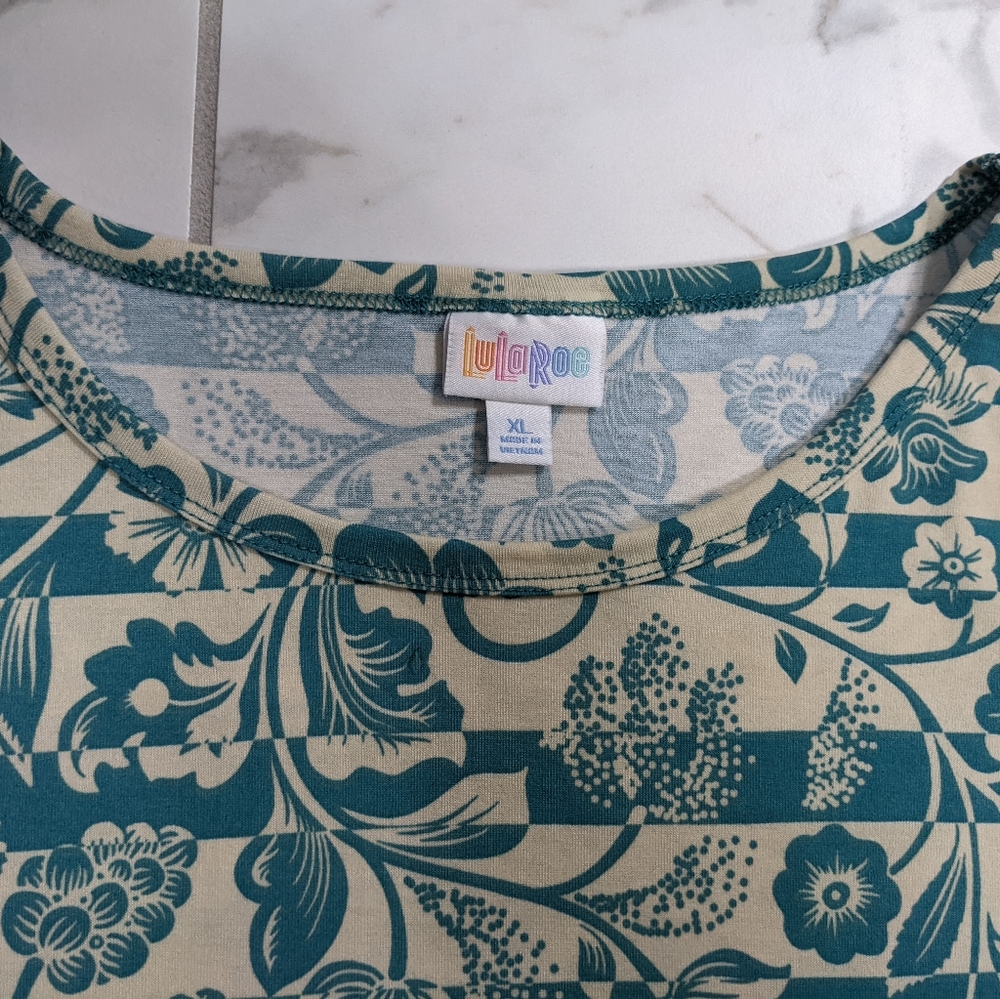 Lularoe Randy Floral - Picture 3 of 3